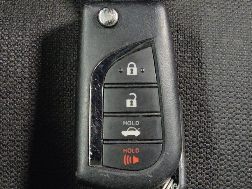 Used 2025 Toyota Corolla LE FWD image 32