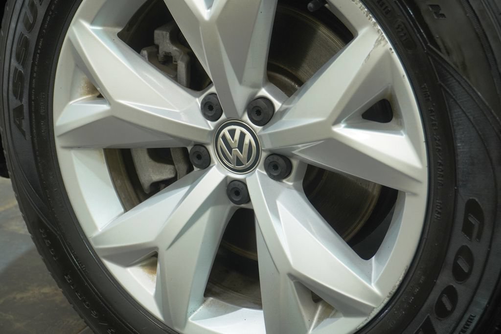 Used 2018 Volkswagen Atlas SE AWD/4WD image 11