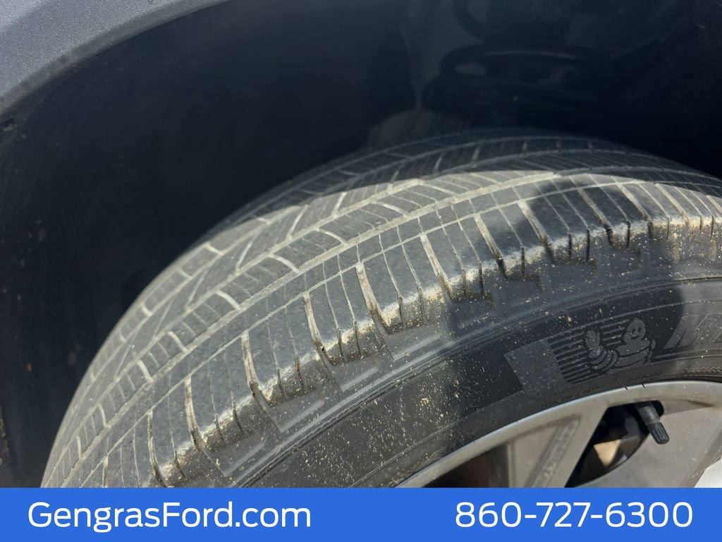 Certified 2022 Ford Explorer XLT w/ Equipment Group 202A image 36