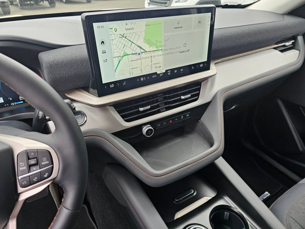 New 2025 Ford Explorer Active AWD/4WD image 15