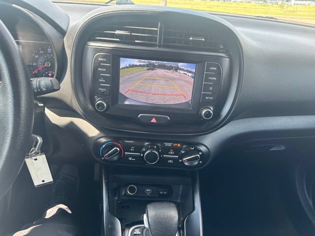 Used 2020 Kia Soul S FWD image 18