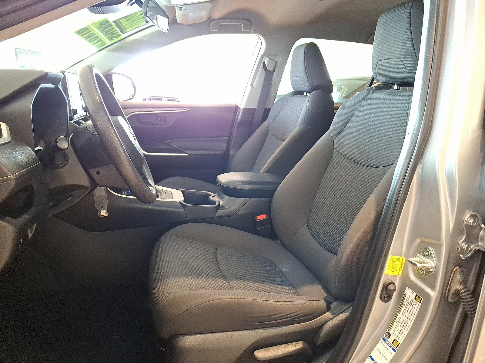 Certified 2022 Toyota RAV4 LE image 14