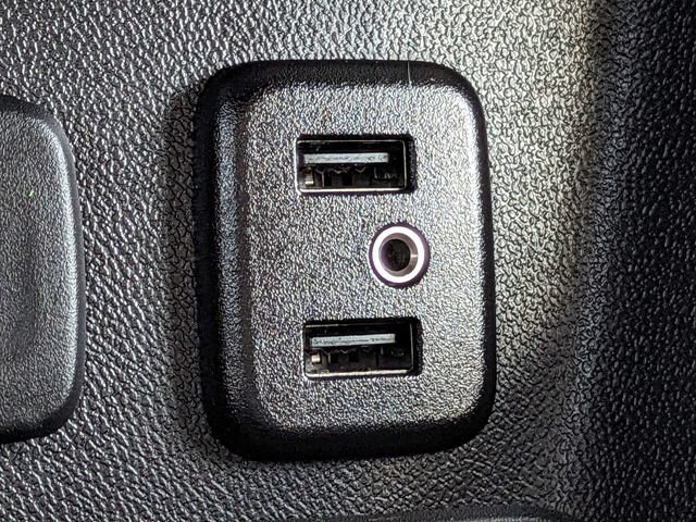 Used 2018 Chevrolet Volt LT w/ LT Driver Confidence Package FWD image 20