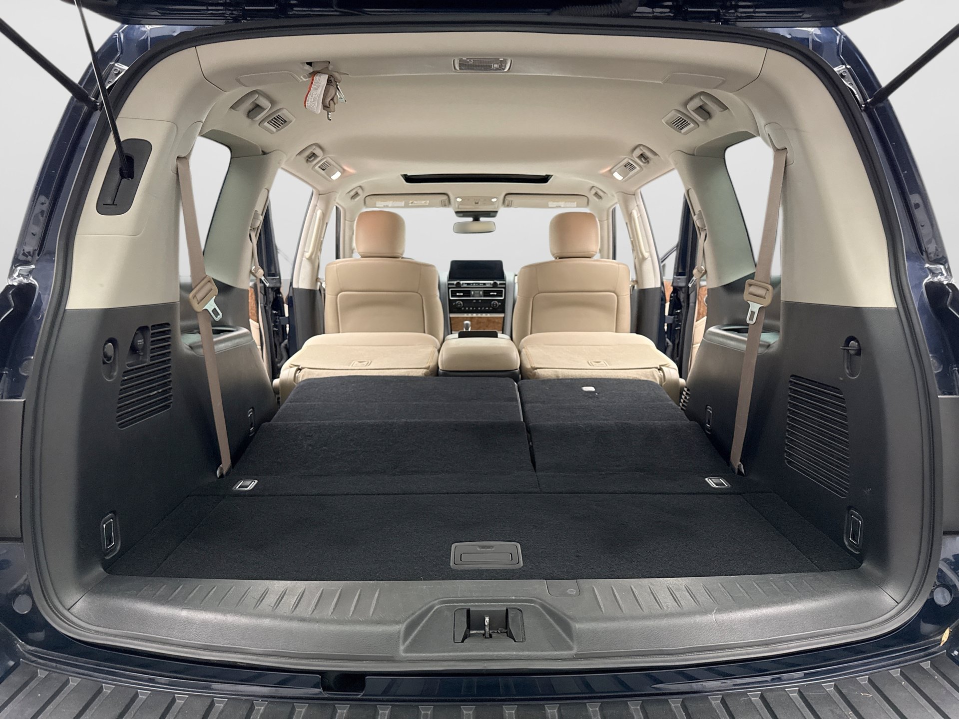 Used 2022 Nissan Armada SL w/ Captain's Chairs Package AWD/4WD image 19