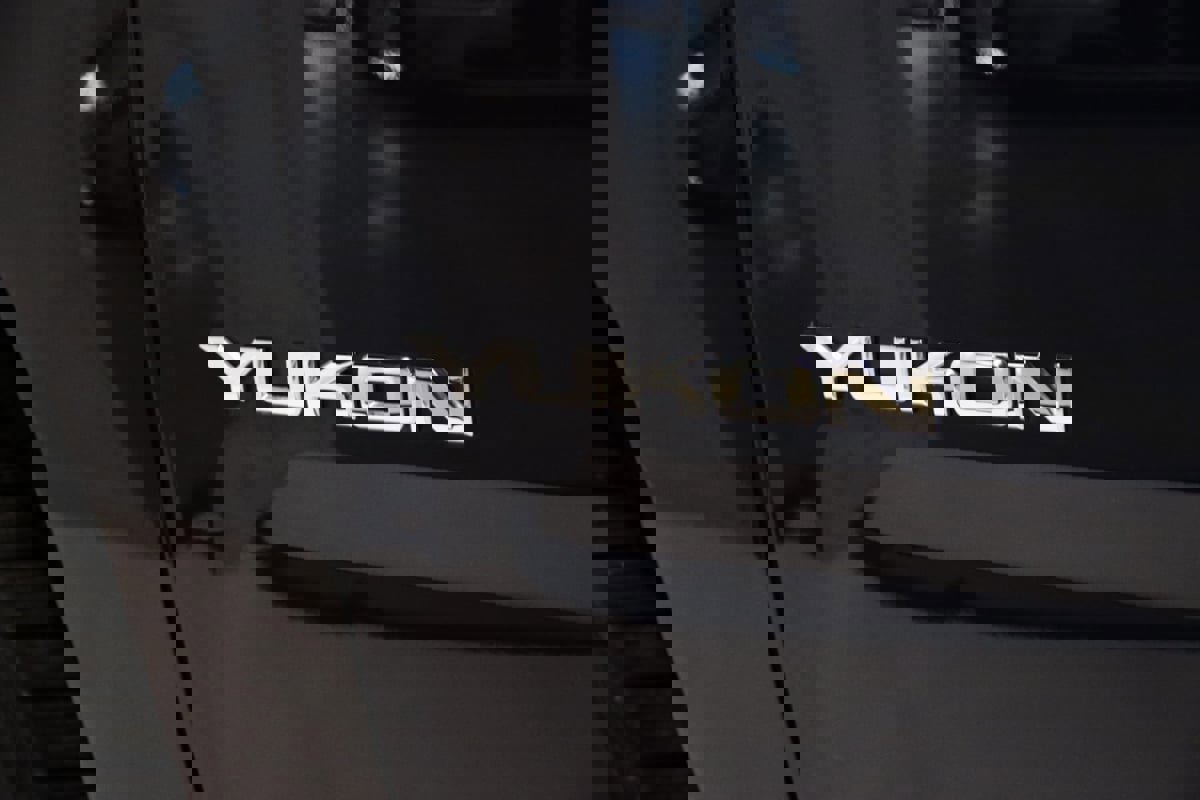 Used 2017 GMC Yukon SLT image 75