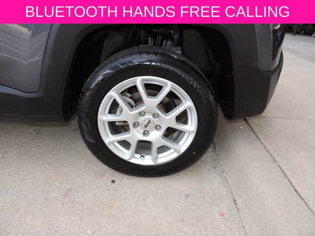 Used 2023 Jeep Renegade Latitude AWD/4WD image 11
