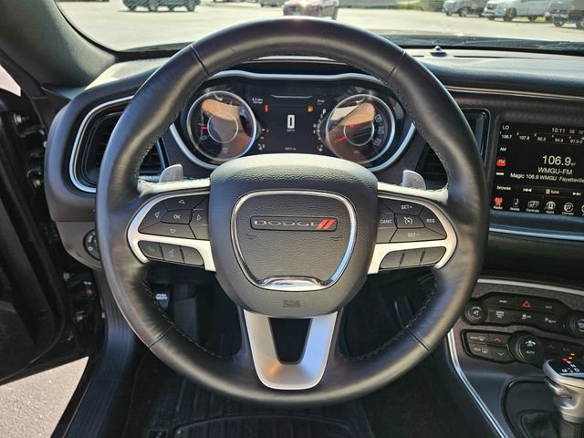 Used 2015 Dodge Challenger R/T Plus image 22