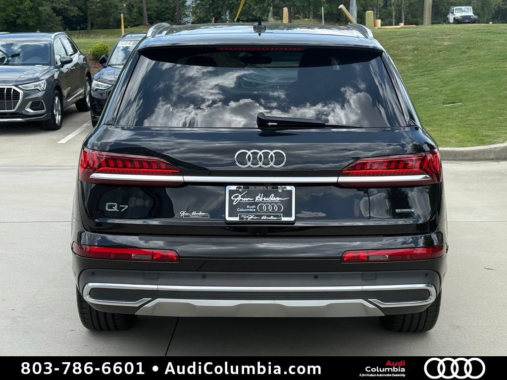 Used 2023 Audi Q7 3.0T Premium w/ Convenience Package AWD/4WD image 12