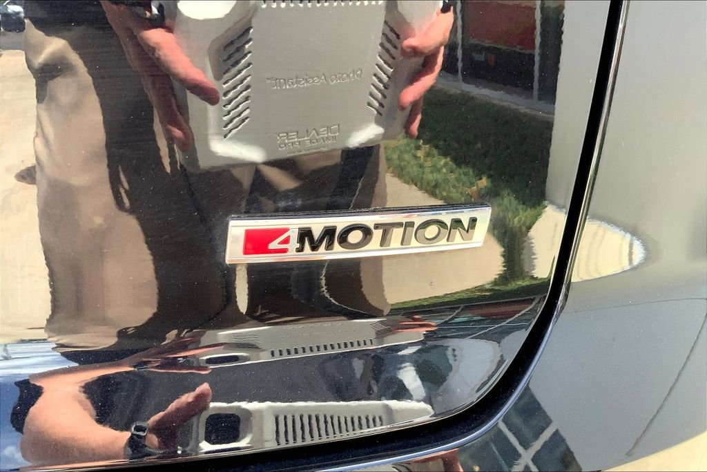 Used 2022 Volkswagen Atlas Cross Sport SEL image 31