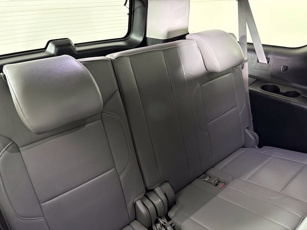 Used 2016 Chevrolet Suburban LT AWD/4WD image 23