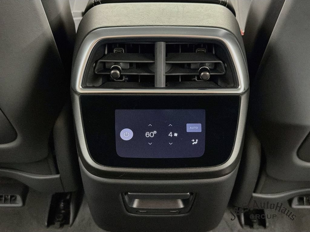 Used 2025 Lucid Air Touring AWD/4WD image 32