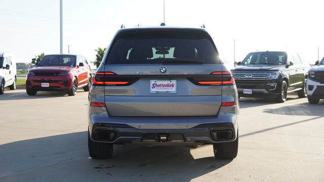 Used 2024 BMW X7 xDrive40i w/ Executive Package AWD/4WD image 8