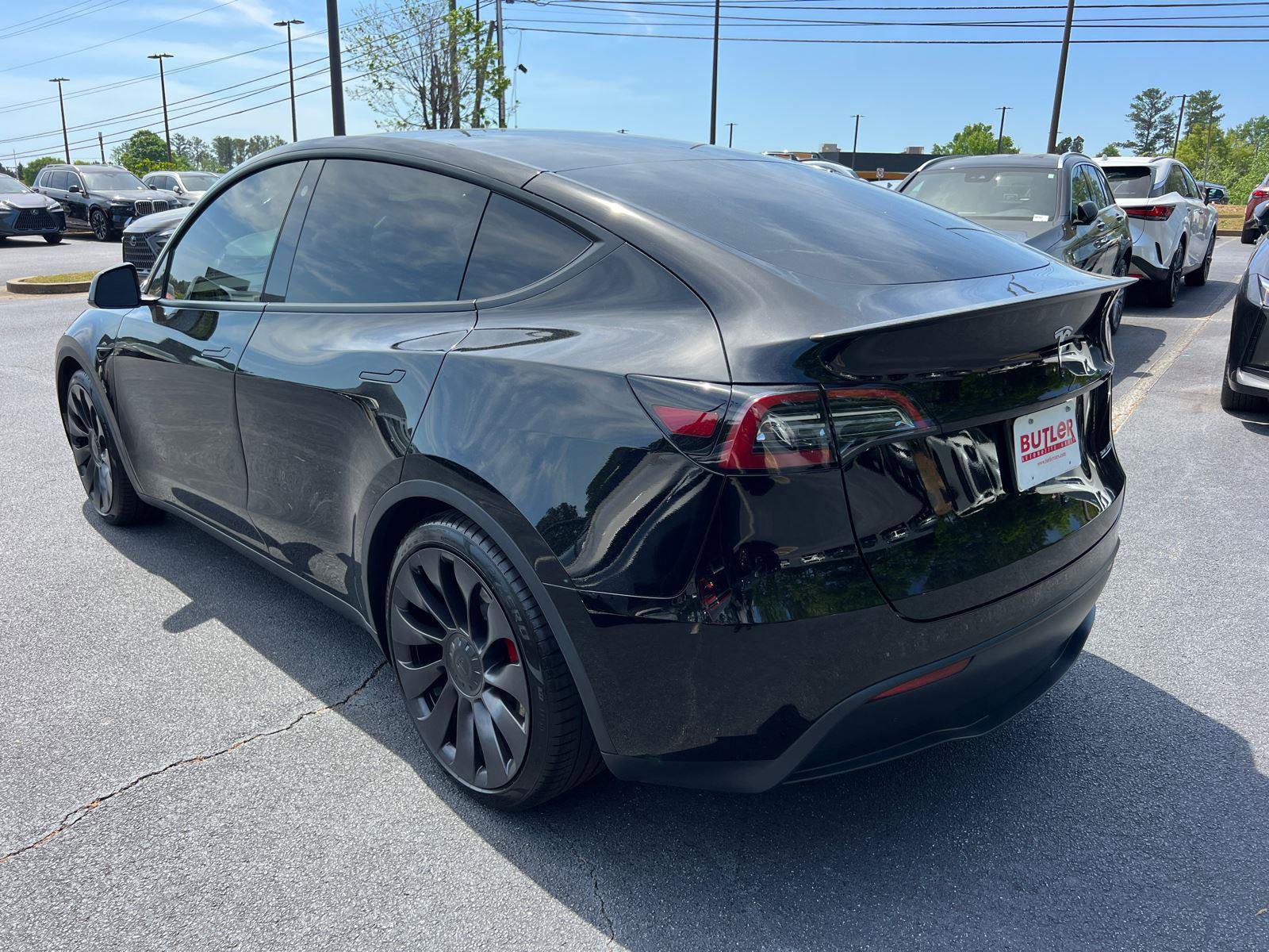 Used 2023 Tesla Model Y Performance image 8