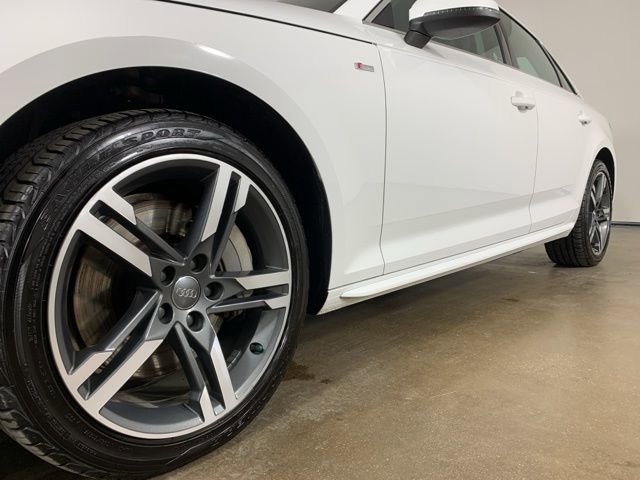 Used 2017 Audi A4 2.0T Premium Plus image 2