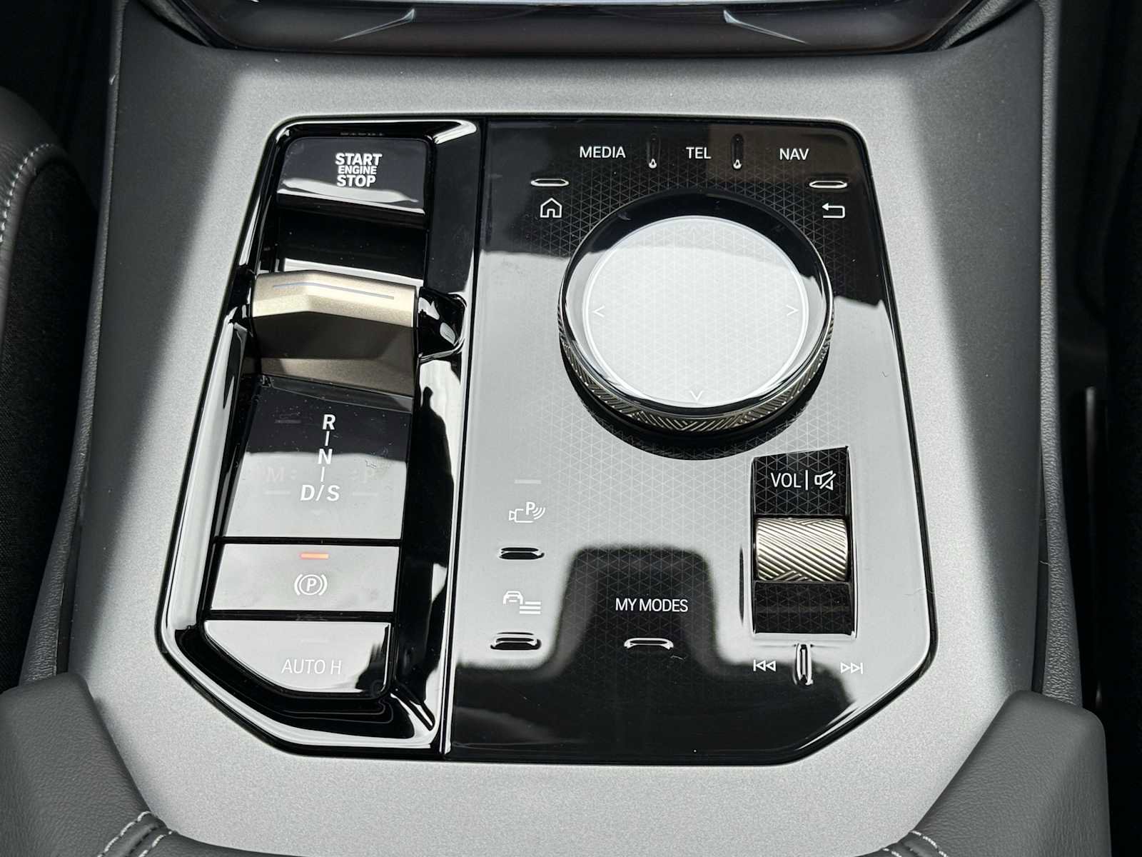 New 2025 BMW X3 xDrive30i w/ Premium Package image 23