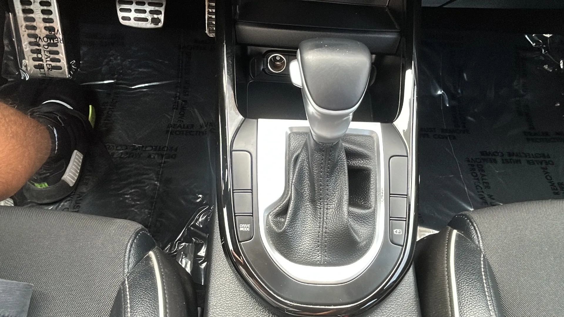 Used 2023 Kia Forte GT-Line w/ GT-Line Technology Package image 22