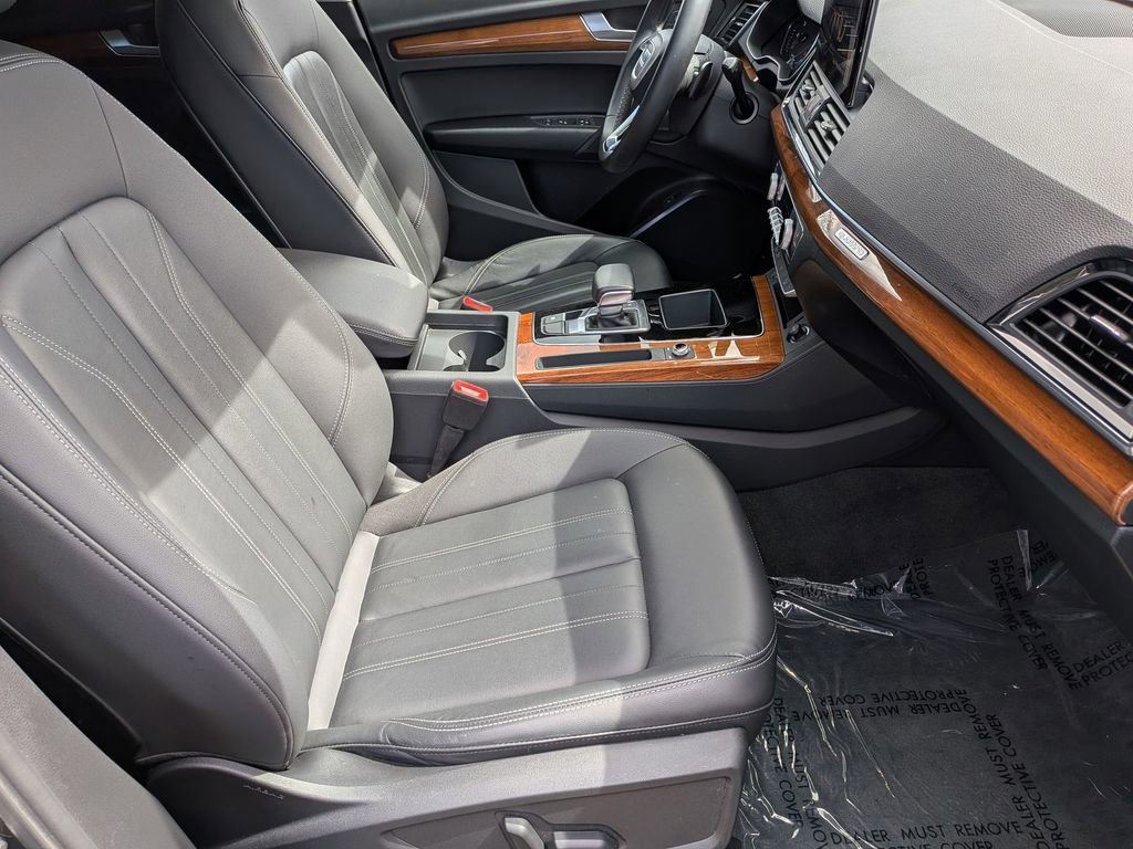 Used 2023 Audi Q5 2.0T Premium w/ Convenience Package AWD/4WD image 34