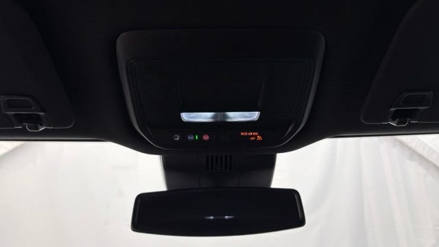 Used 2025 Chevrolet Silverado EV LT AWD/4WD image 44