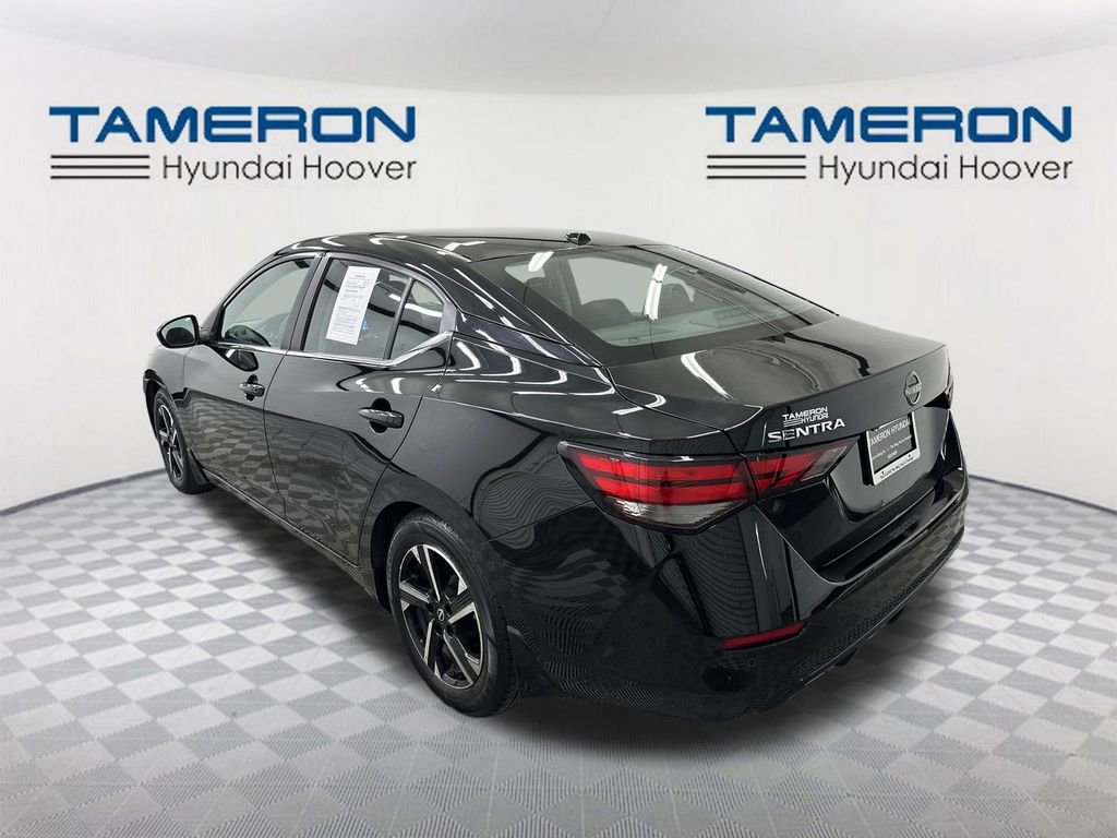 Used 2024 Nissan Sentra SV image 3