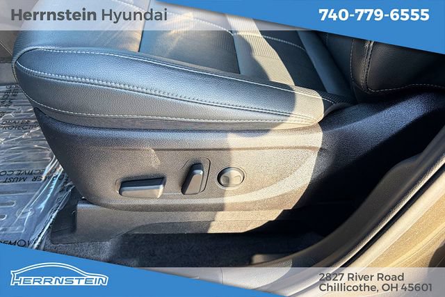Used 2024 Kia Telluride EX w/ EX Captain's Chair Package AWD/4WD image 15