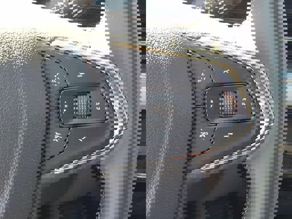 New 2026 Chevrolet Trax LT w/ LT Convenience Package image 17