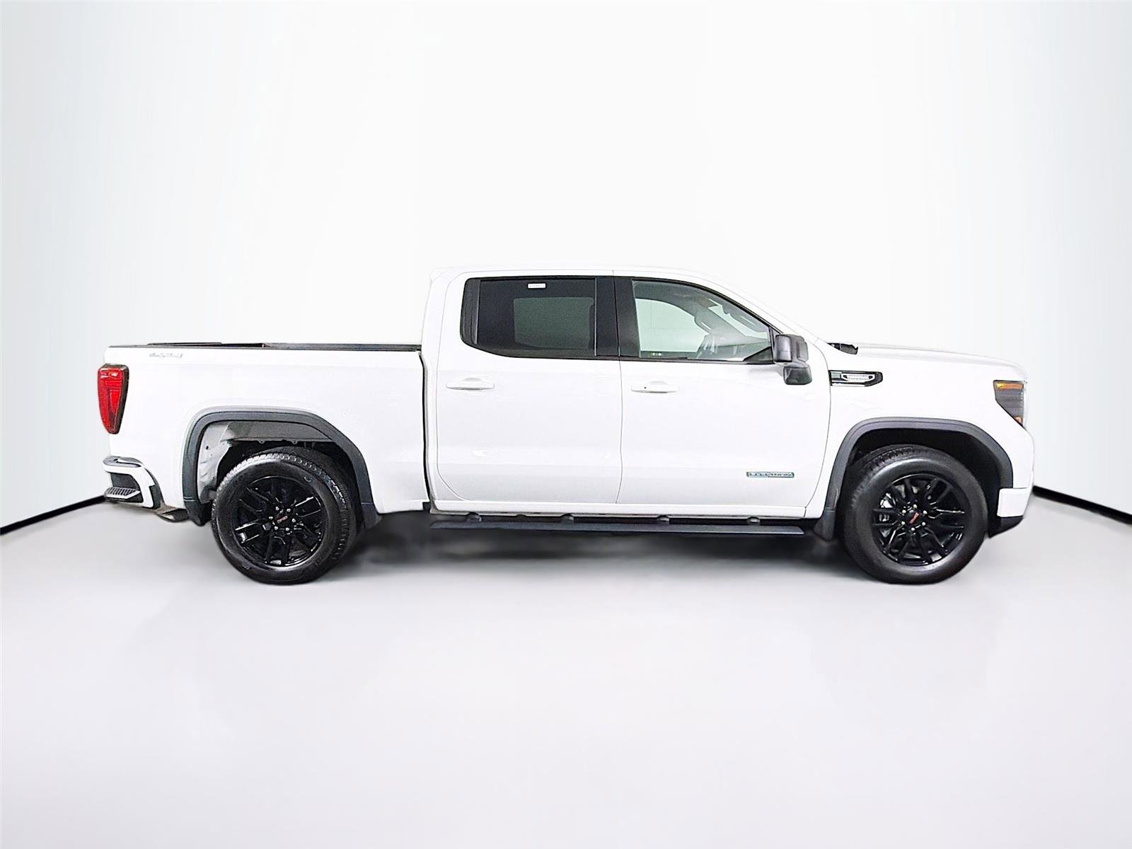 Used 2024 GMC Sierra 1500 Elevation AWD/4WD image 8