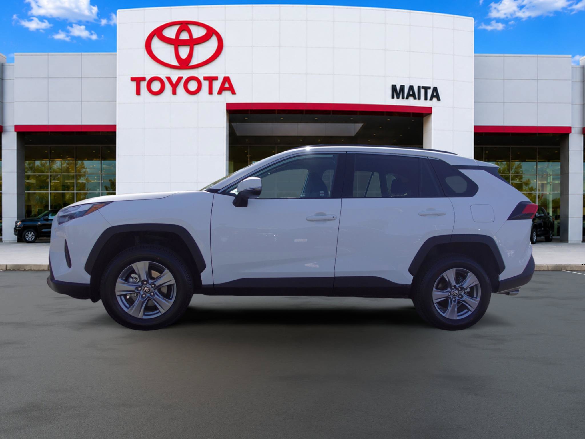 Used 2025 Toyota RAV4 XLE AWD/4WD image 6