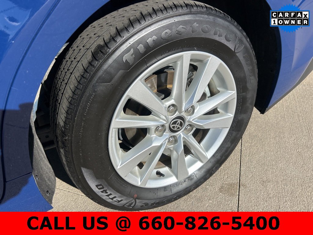 Used 2025 Toyota Camry LE image 7