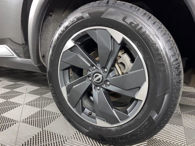Used 2024 Nissan Rogue SV image 14