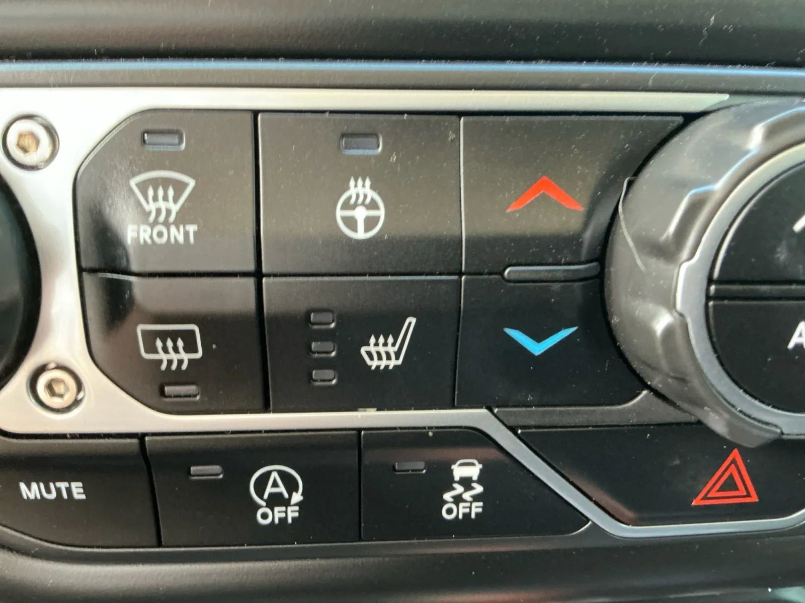 Used 2021 Jeep Gladiator Sport image 31