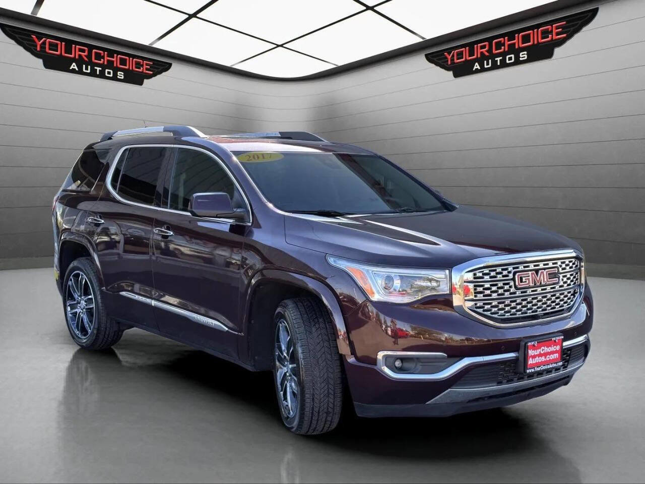 Used 2017 GMC Acadia Denali w/ Technology Package image 11