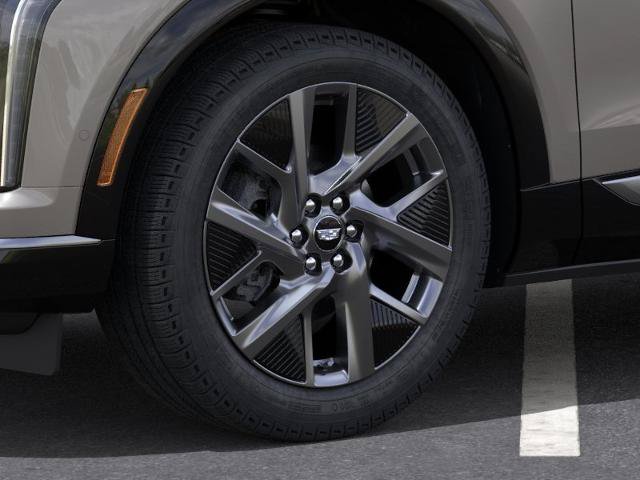 New 2027 Cadillac Optiq Premium Luxury w/ LPO, Floor Liner Package AWD/4WD image 9