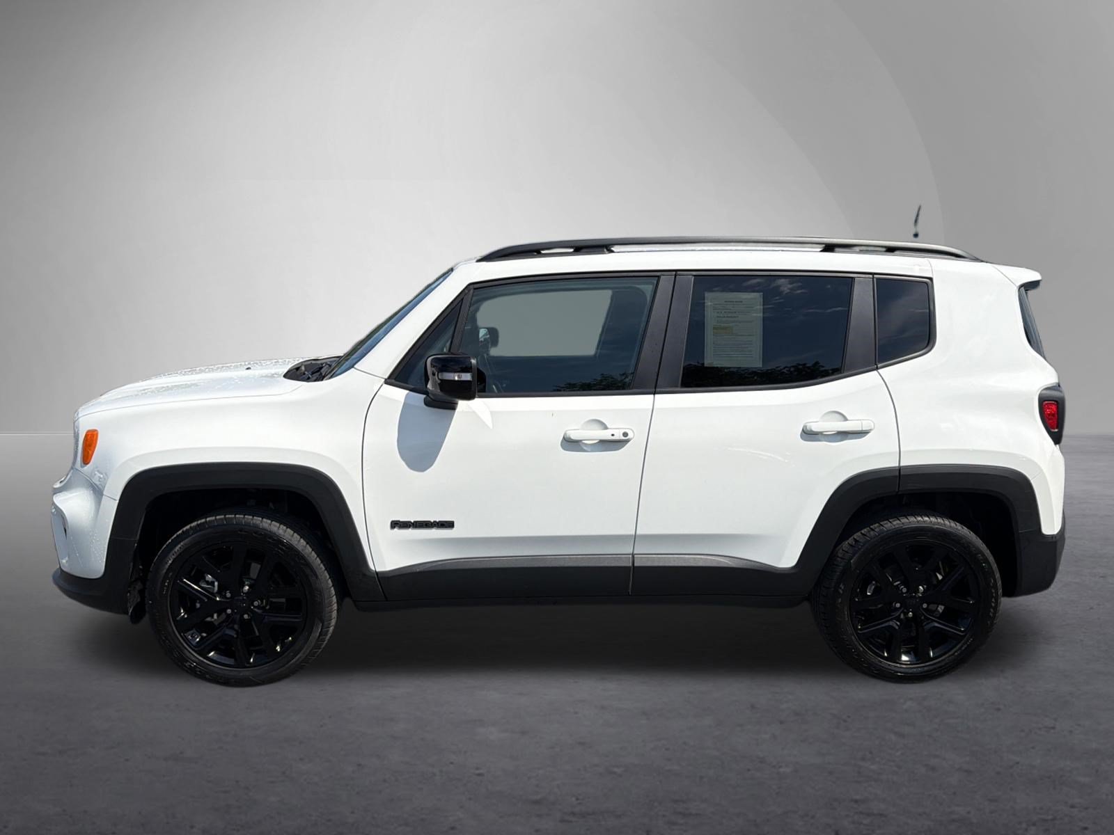 Used 2023 Jeep Renegade Altitude w/ Convenience Group I AWD/4WD image 7
