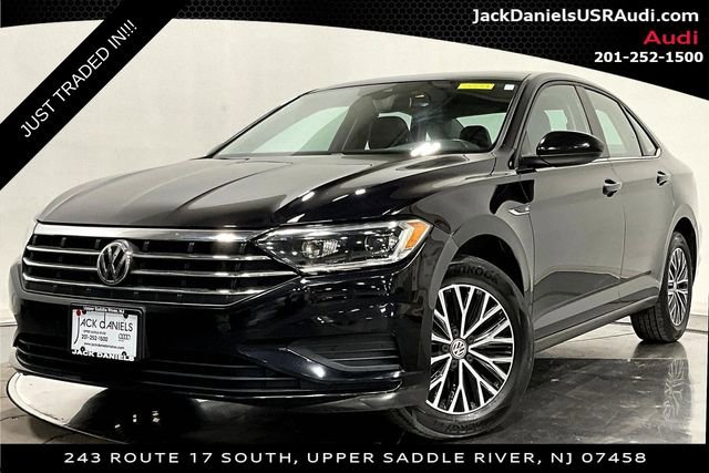 Used 2019 Volkswagen Jetta SEL image 1