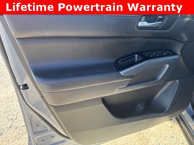 Used 2024 Nissan Pathfinder SL w/ Cargo Package image 28