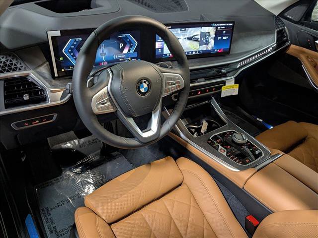 New 2026 BMW X7 xDrive40i w/ Premium Package image 3