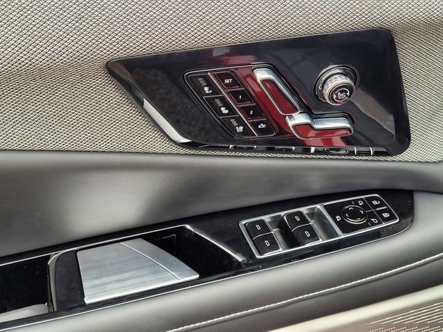 New 2026 Cadillac Optiq Luxury 2 image 23