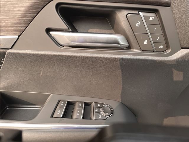 New 2026 GMC Acadia Denali w/ Super Cruise Package image 24