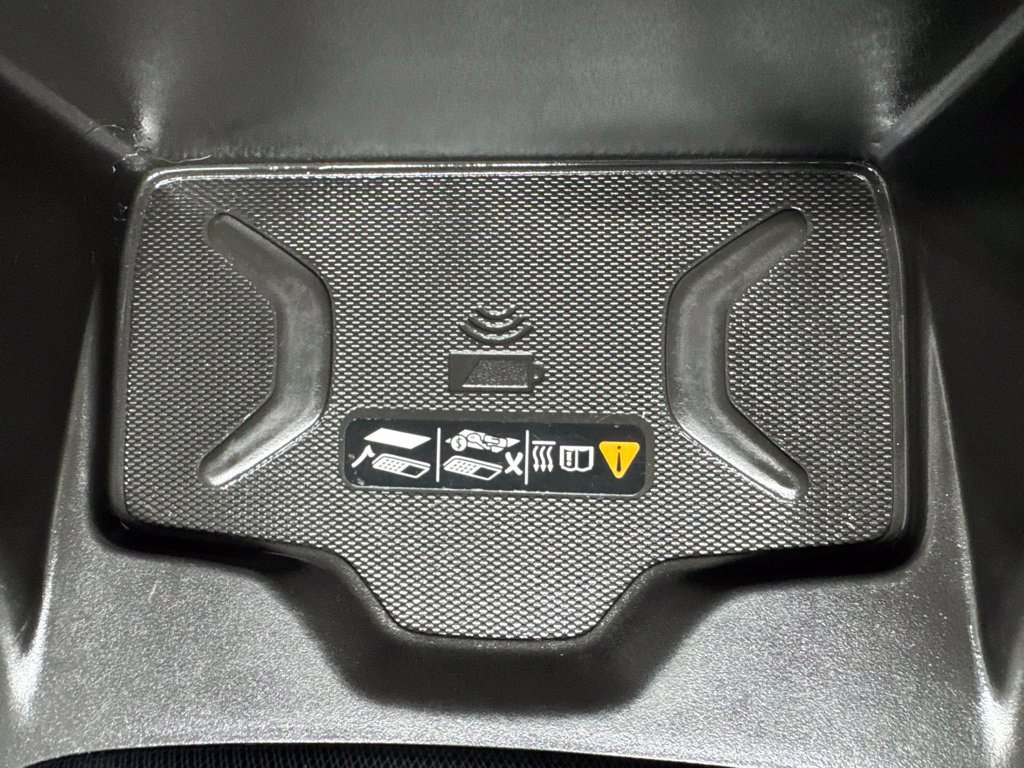 Used 2019 Chevrolet Colorado Z71 AWD/4WD image 15