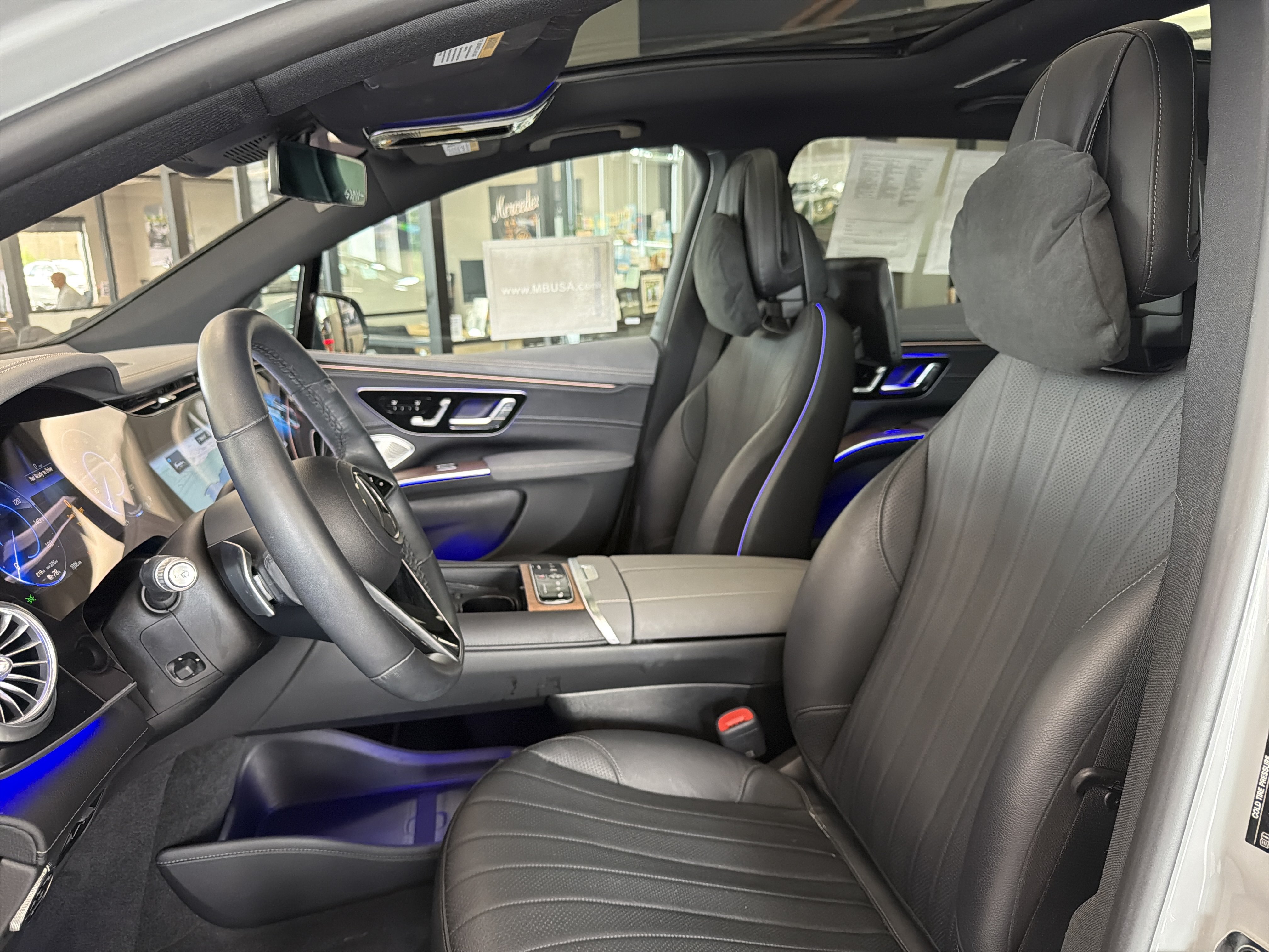 Certified 2023 Mercedes-Benz EQS 580 4MATIC SUV image 9