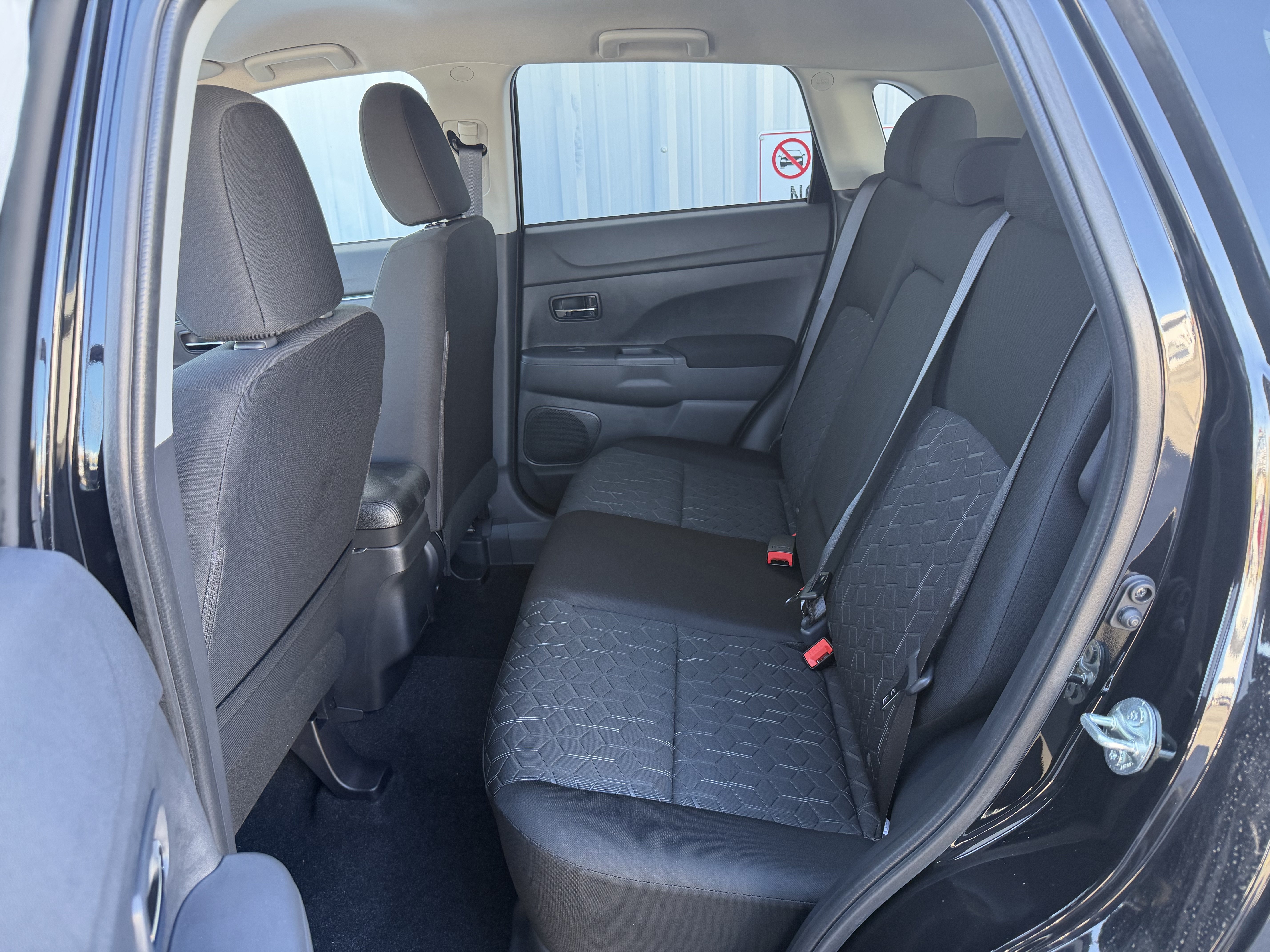 New 2027 Mitsubishi Outlander Sport FWD image 12