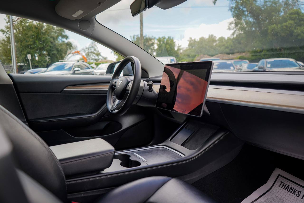 Used 2023 Tesla Model 3 Standard Range RWD image 12