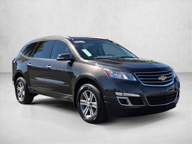 Used 2017 Chevrolet Traverse LT image 3