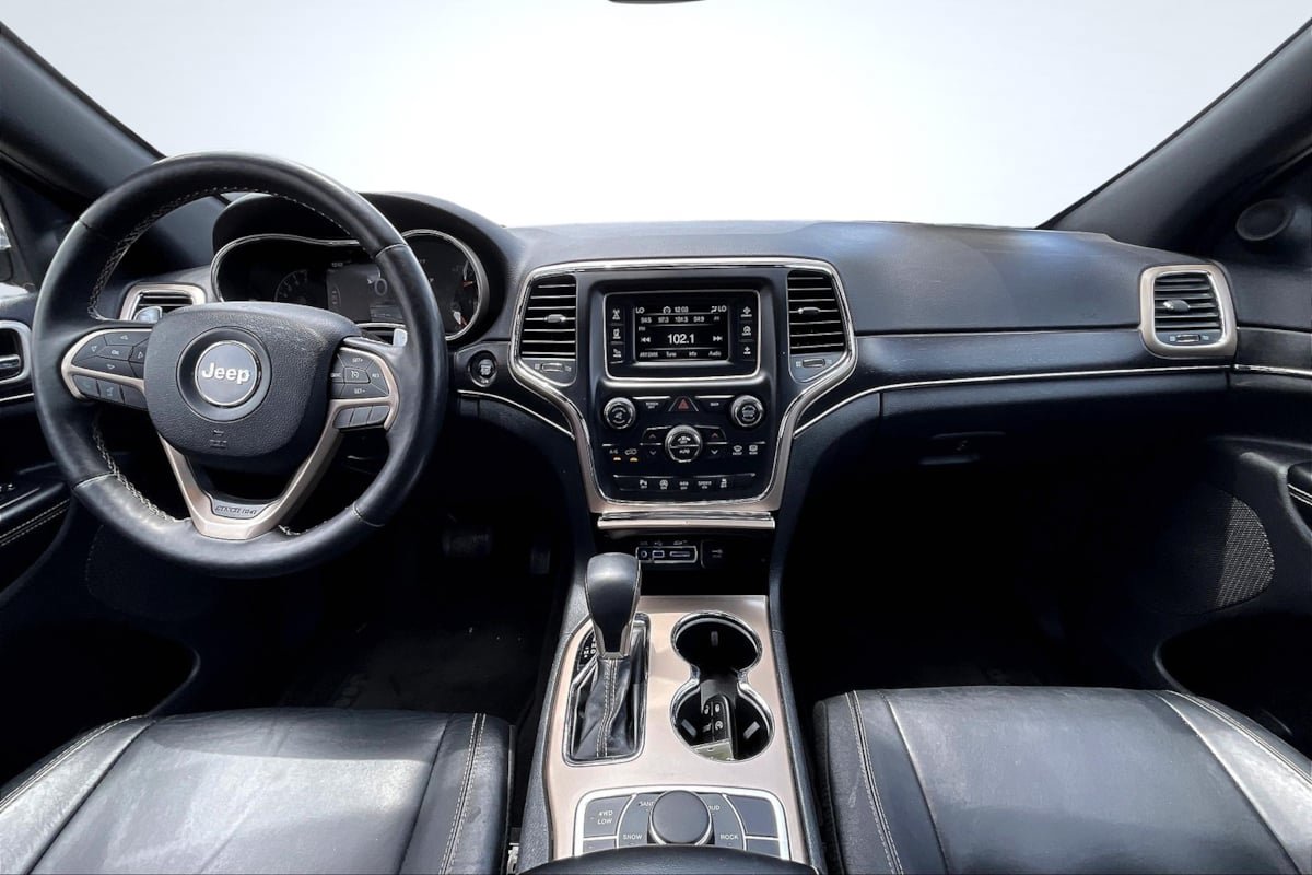 Used 2017 Jeep Grand Cherokee Limited AWD/4WD image 15