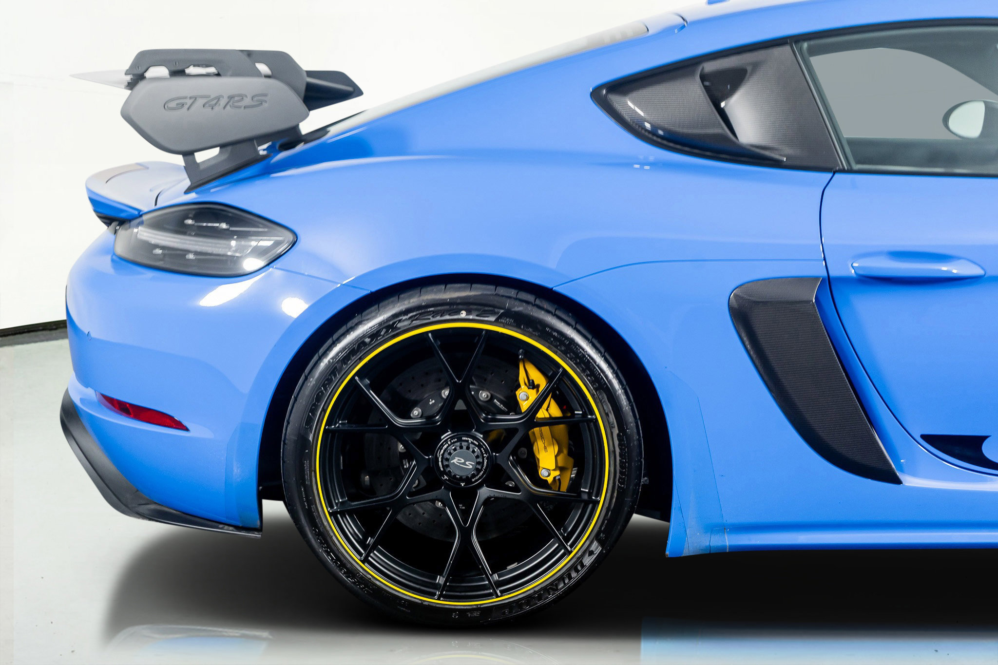 Used 2023 Porsche 718 Cayman GT4 RS w/ Weissach Package image 8