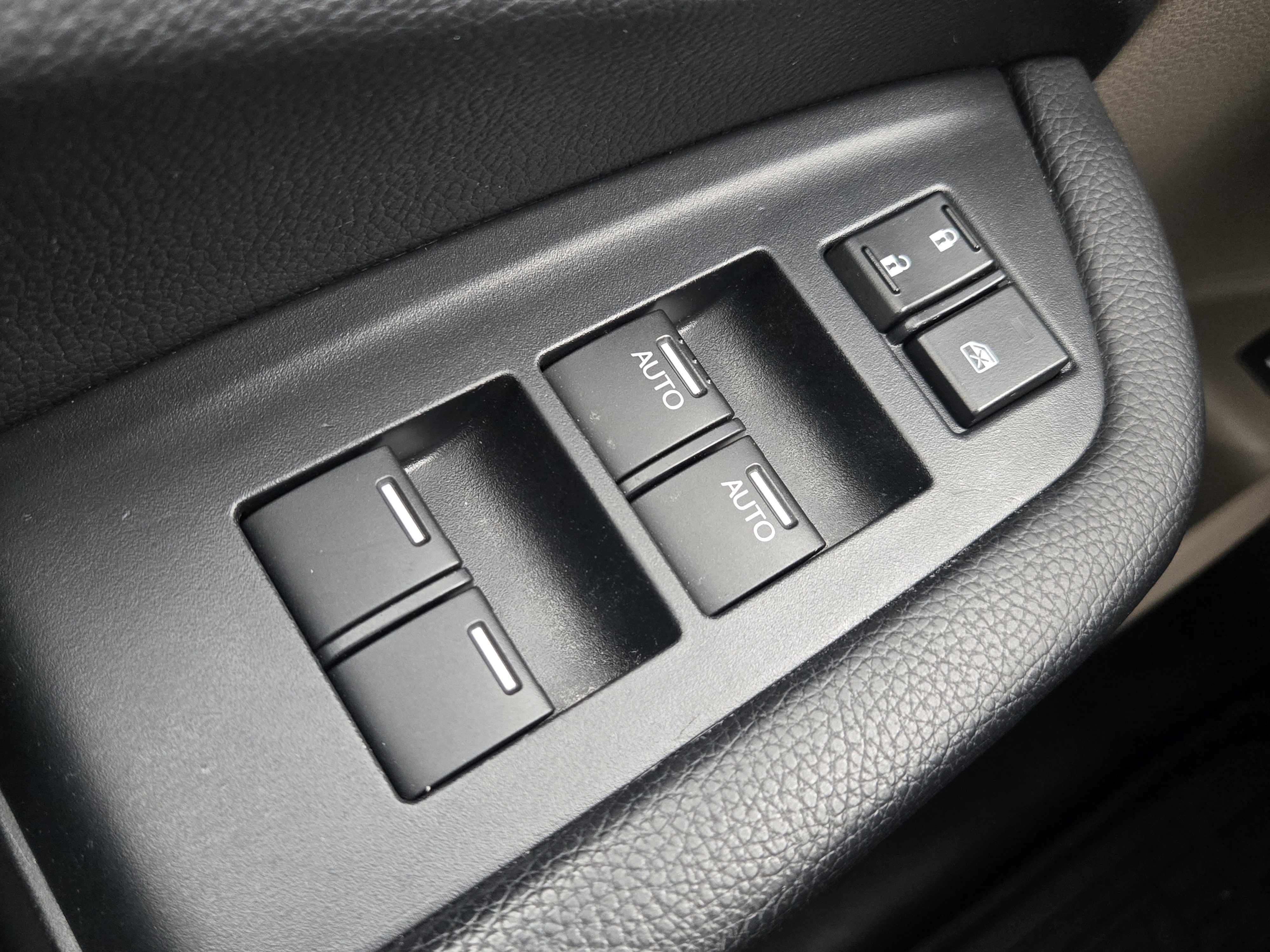 Used 2020 Honda Pilot Elite image 34