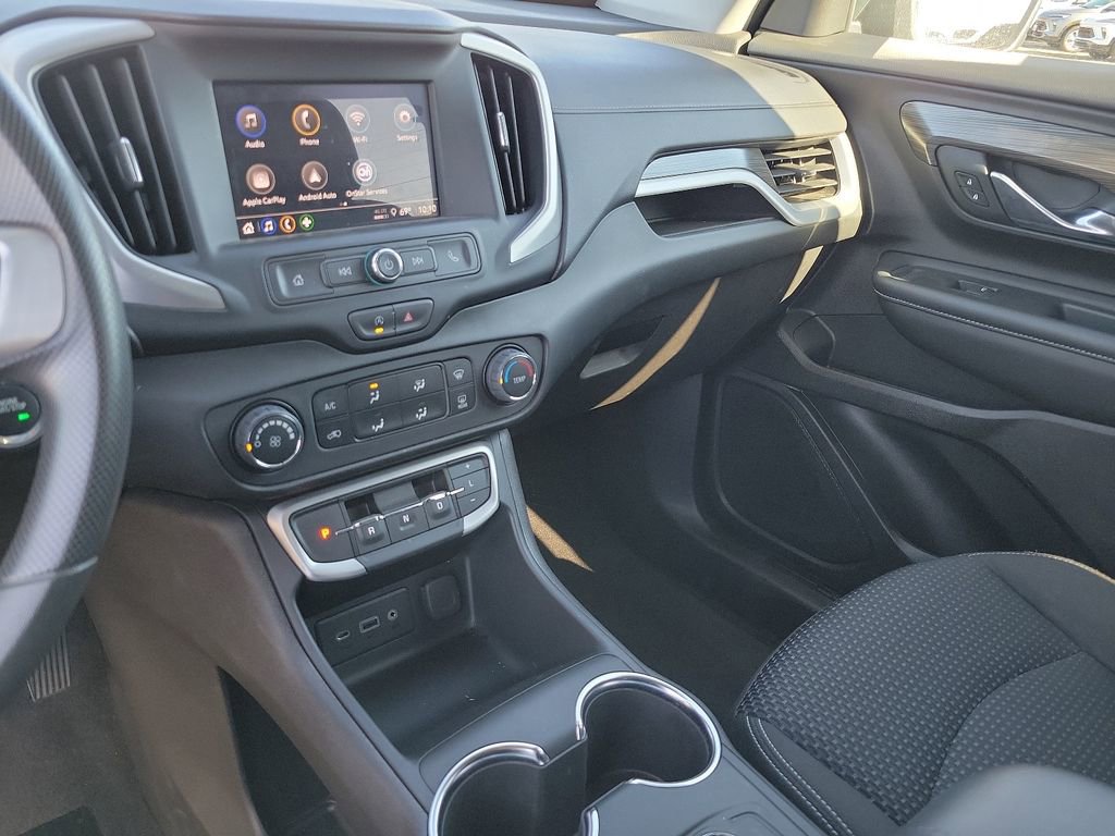 Used 2024 GMC Terrain SLE image 20