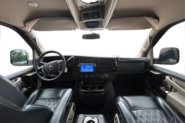 Used 2023 GMC Savana 2500 Extended image 18