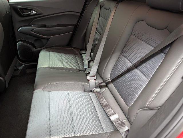 New 2026 Chevrolet Trax LT w/ Sunroof Package FWD image 12