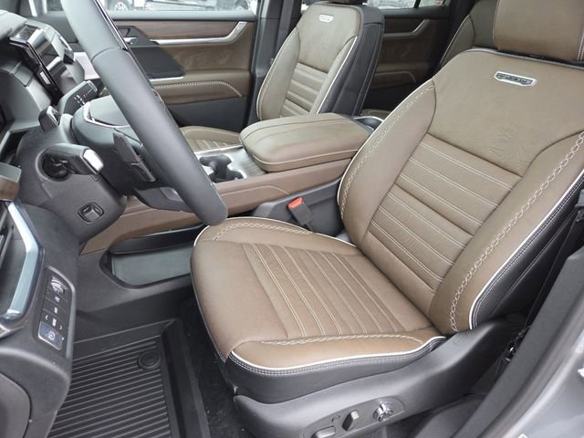 New 2026 GMC Acadia Denali Ultimate w/ LPO, Floor Liner Package image 34